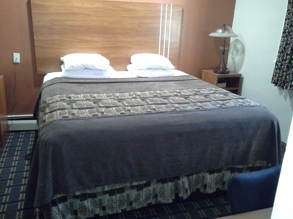 Economy Inn Тонаванда Экстерьер фото