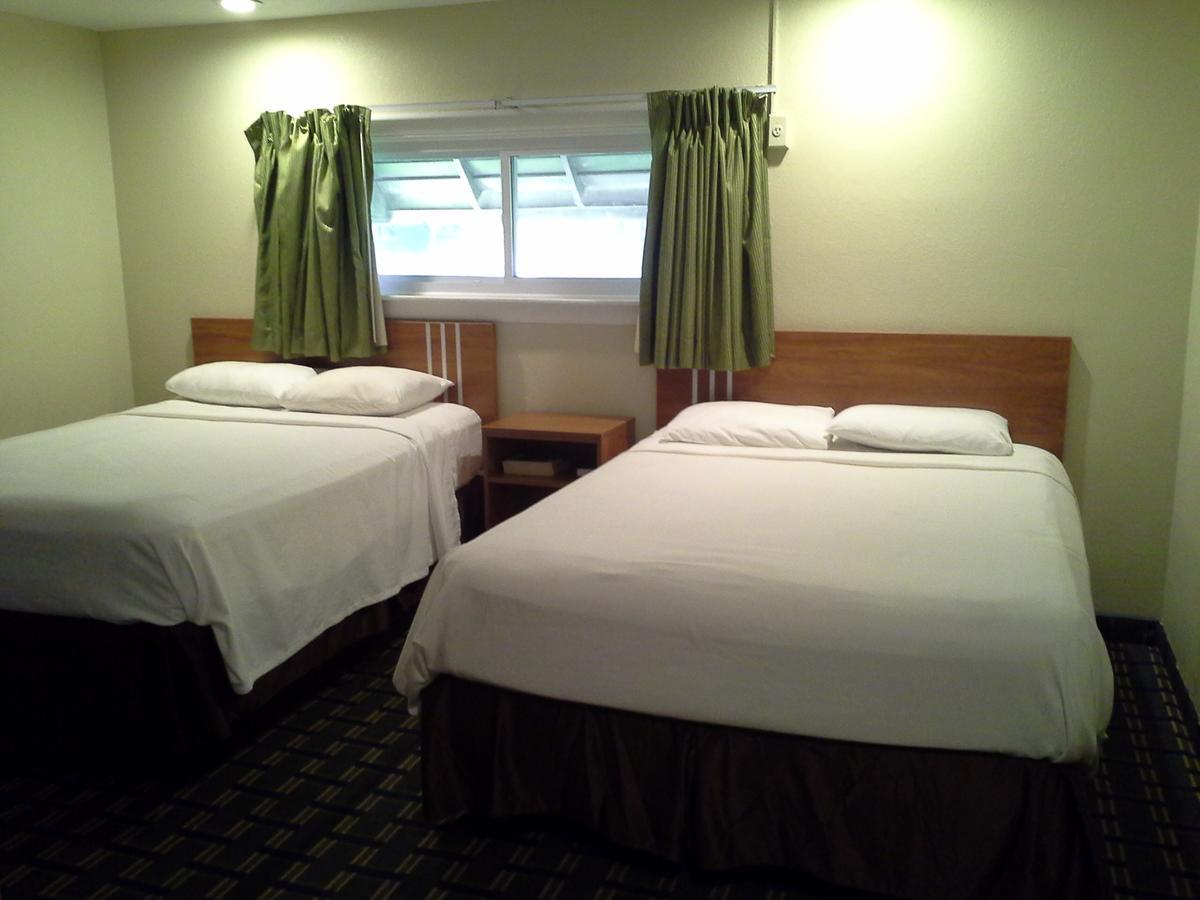 Economy Inn Тонаванда Экстерьер фото