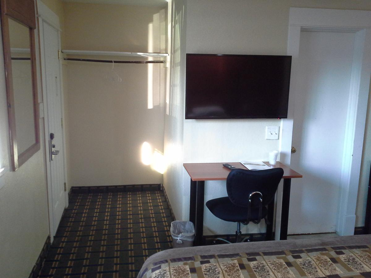 Economy Inn Тонаванда Экстерьер фото